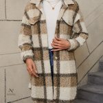 Manteau femme à carreaux, parfait pour le quotidien