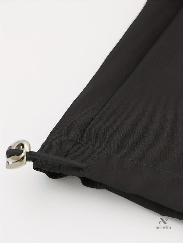 Pantalons à taille haute avec design ample et moderne