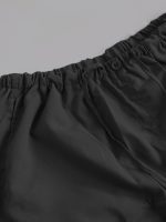 Vêtements tendance pour femmes : pantalons cargo